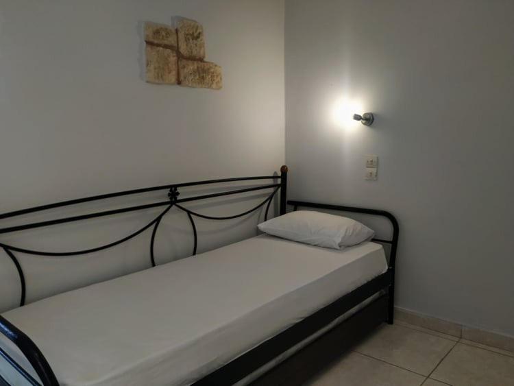 Lions 2 Studios & Apartments, Poros Island. Poros Town 外观 照片