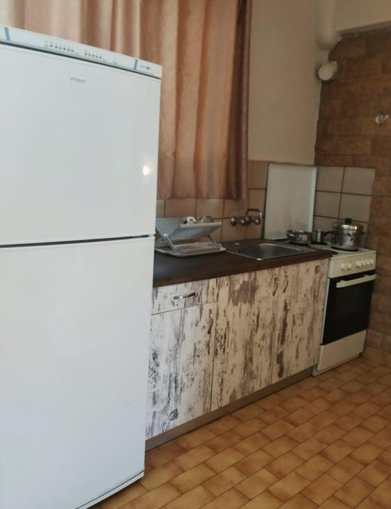 Lions 2 Studios & Apartments, Poros Island. Poros Town 外观 照片