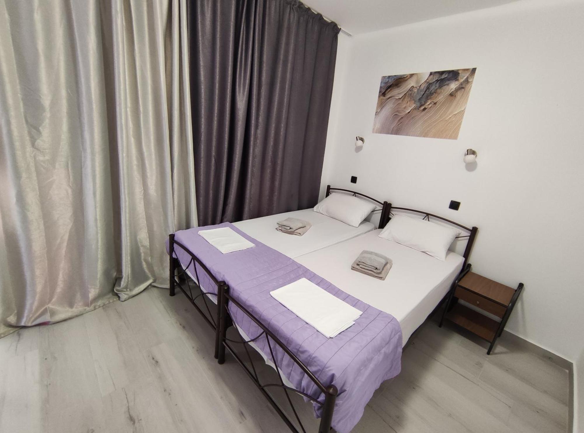 Lions 2 Studios & Apartments, Poros Island. Poros Town 外观 照片