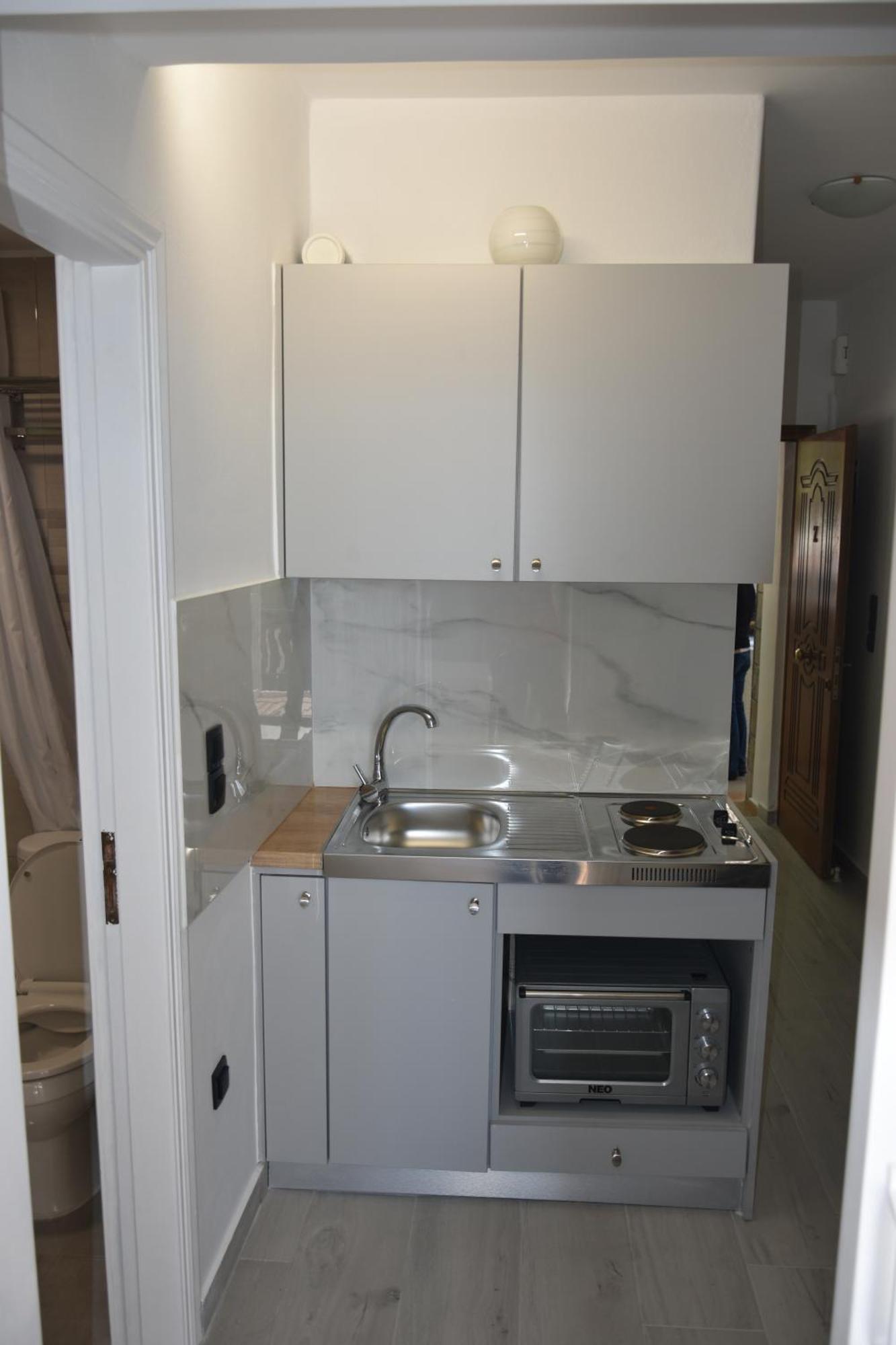 Lions 2 Studios & Apartments, Poros Island. Poros Town 外观 照片