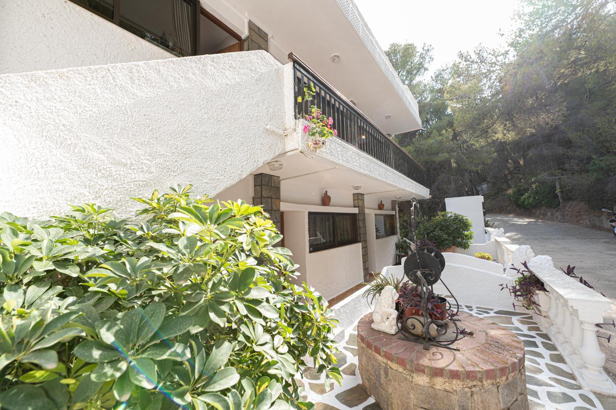 Lions 2 Studios & Apartments, Poros Island. Poros Town 外观 照片
